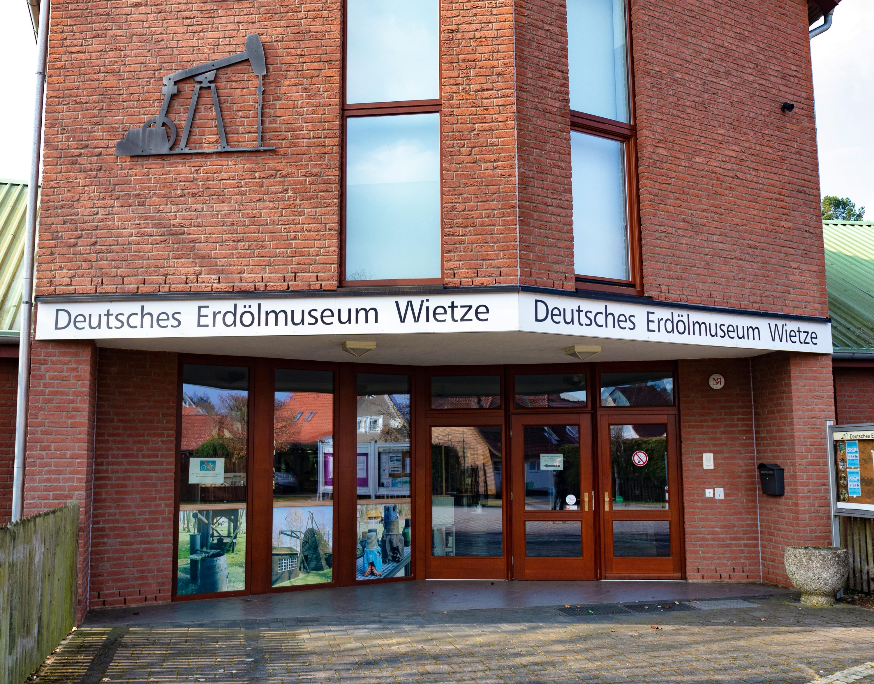 Eingang zum Deutschen Erdölmuseum