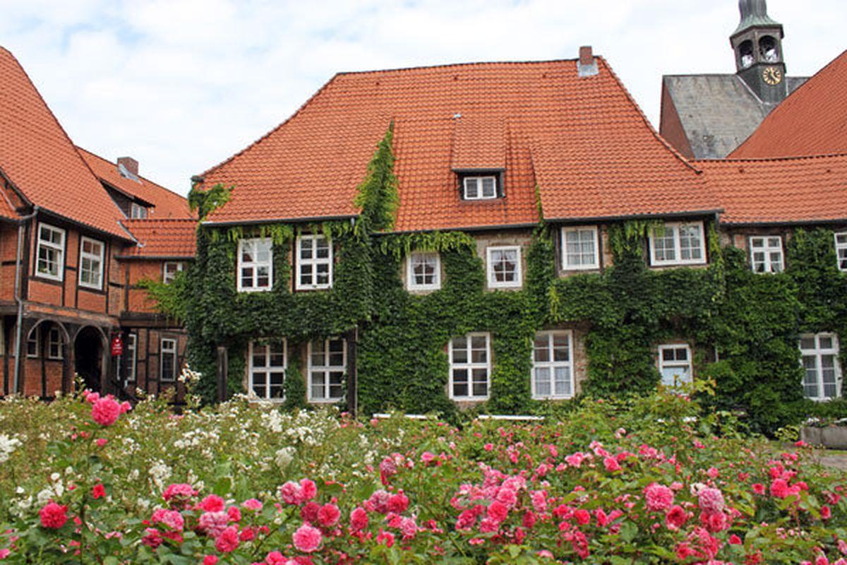 Lüneburg: Lüne Abbey and Textile Museum